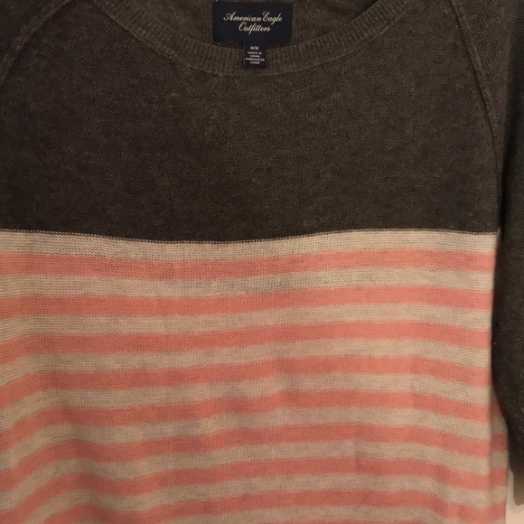 American Eagle Sweater - Picture 3 of 4